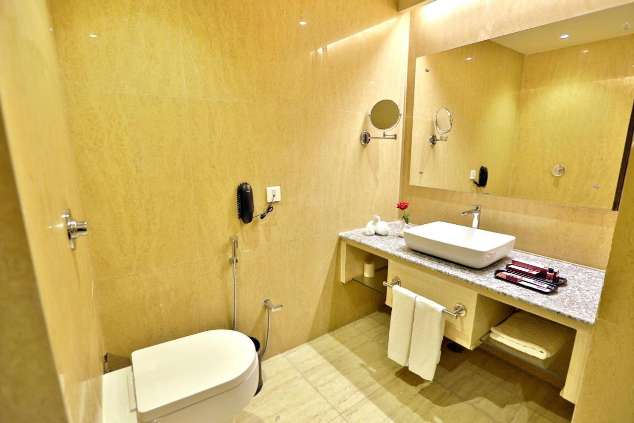 Regenta Resort Bharatpur Bagian luar foto
